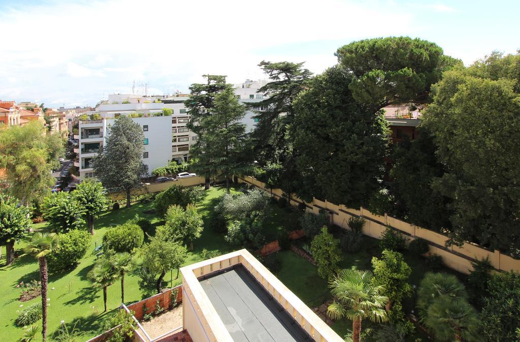 Room In Roma Isole Екстериор снимка