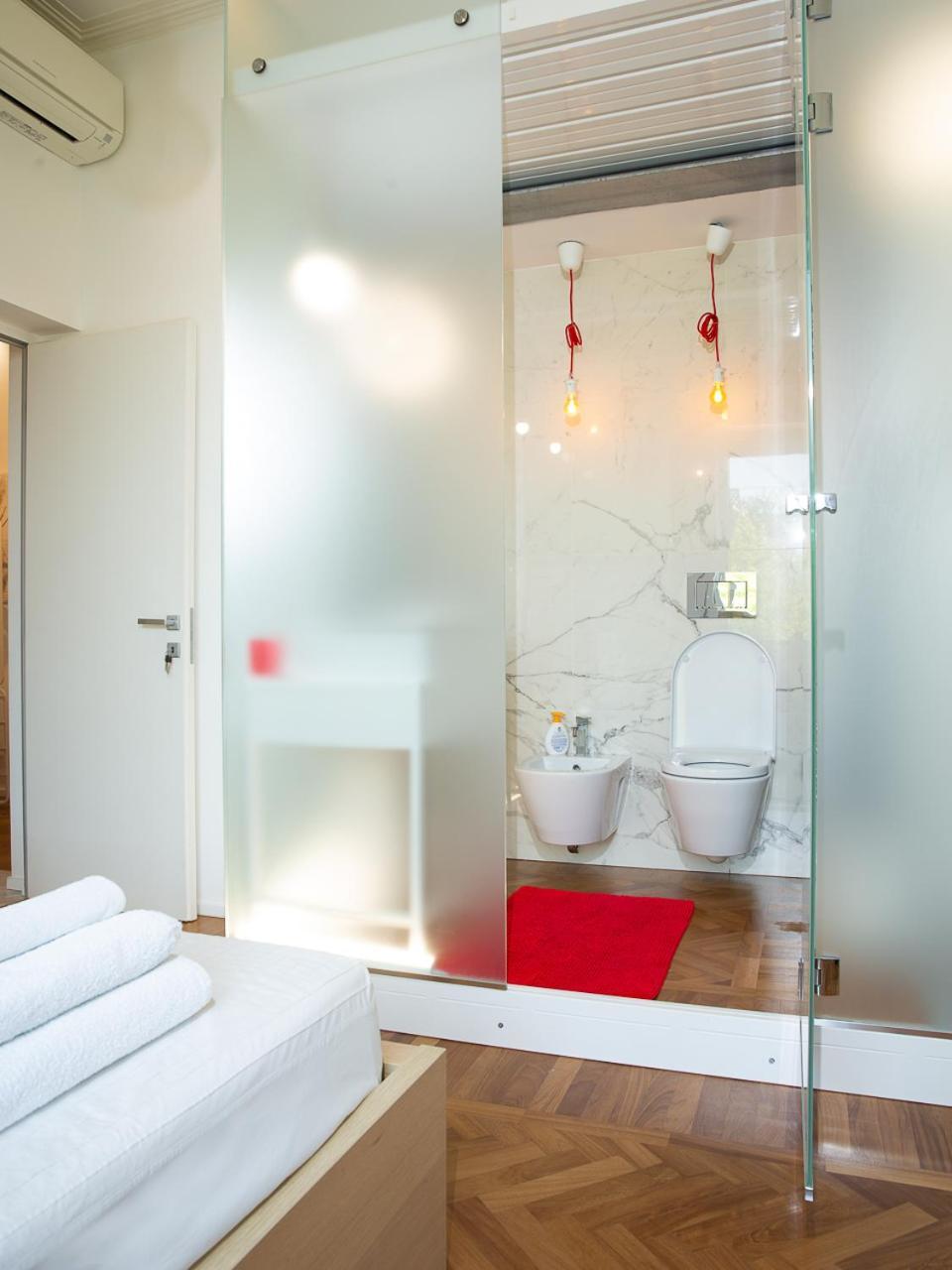 Room In Roma Isole Екстериор снимка
